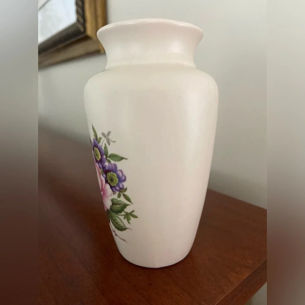 💚 Axe Vale Pottery Floral Small Vase Made in Devon England Pink interior - Picture 5 of 6